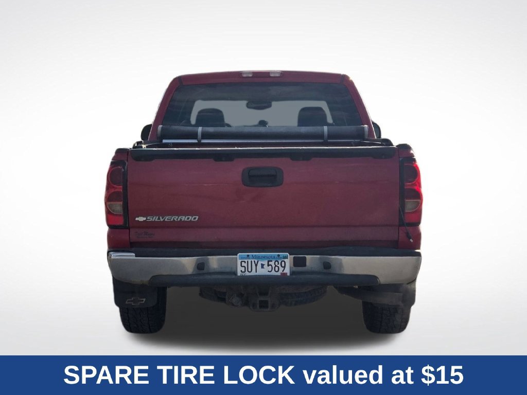 Used 2006 Chevrolet Silverado 1500 LT w/ Onstar Plus Package AWD/4WD image 8