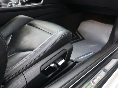 Used 2020 BMW M4 Coupe w/ Competition Package RWD image 24