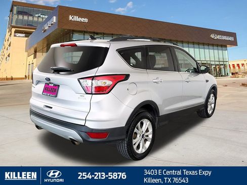 Used 2018 Ford Escape SE w/ SE Sync 3 Package image 8