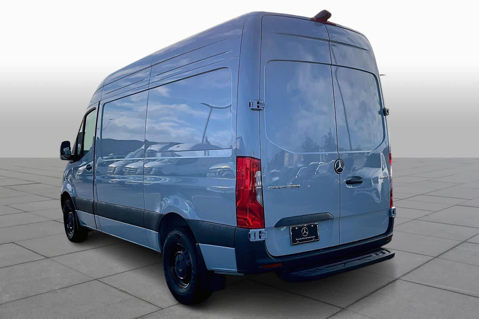Used 2026 Mercedes-Benz Sprinter 2500 image 12