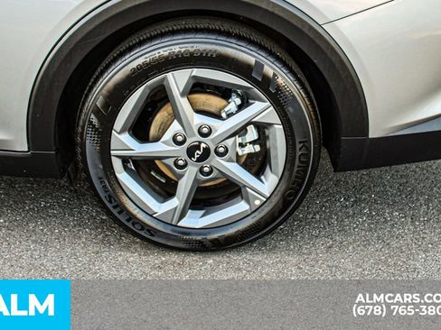 Used 2025 Kia K4 LXS image 15