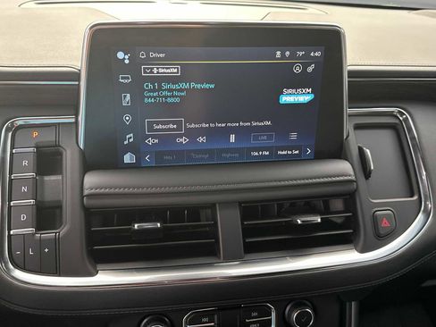 Used 2024 Chevrolet Suburban Z71 w/ Luxury Package image 16