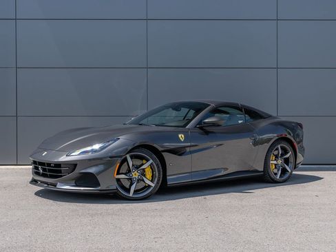 Certified 2023 Ferrari Portofino M RWD image 2