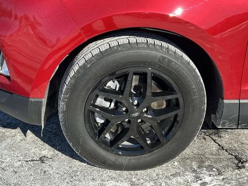 Used 2024 Ford Edge SEL w/ Convenience Package image 9