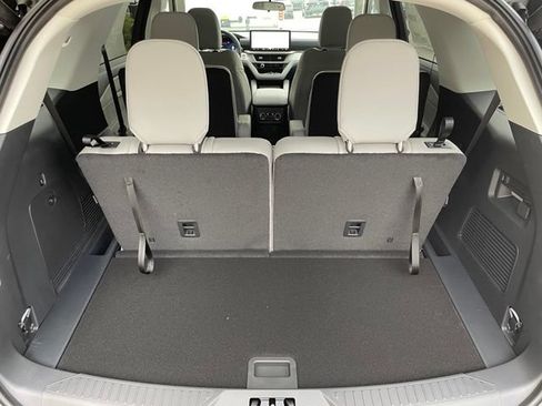 New 2026 Ford Explorer Active w/ Active Comfort Package AWD/4WD image 50