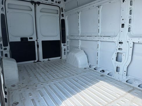 Used 2026 RAM ProMaster 2500 w/ Convenience Group FWD image 22