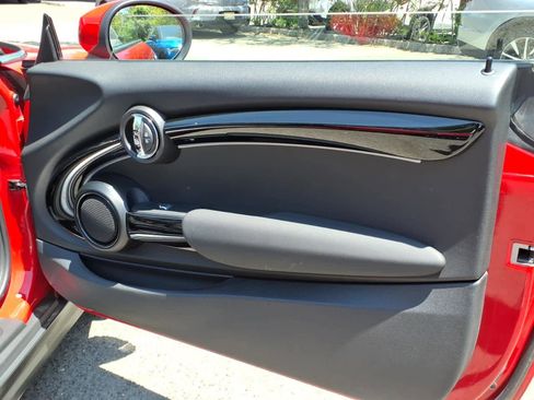 Used 2023 MINI Cooper S FWD image 9