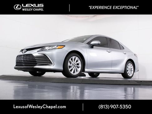 Used 2023 Toyota Camry LE FWD image 8