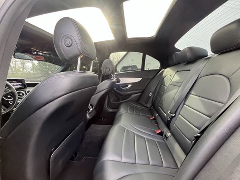 Used 2018 Mercedes-Benz C 300 Sedan image 18
