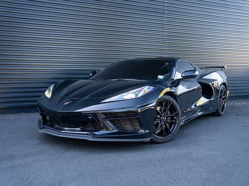 Used 2023 Chevrolet Corvette Stingray Preferred Cpe w/ 2LT RWD image 1