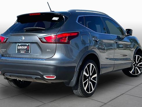 Used 2017 Nissan Rogue Sport SL w/ SL Premium Package FWD image 13