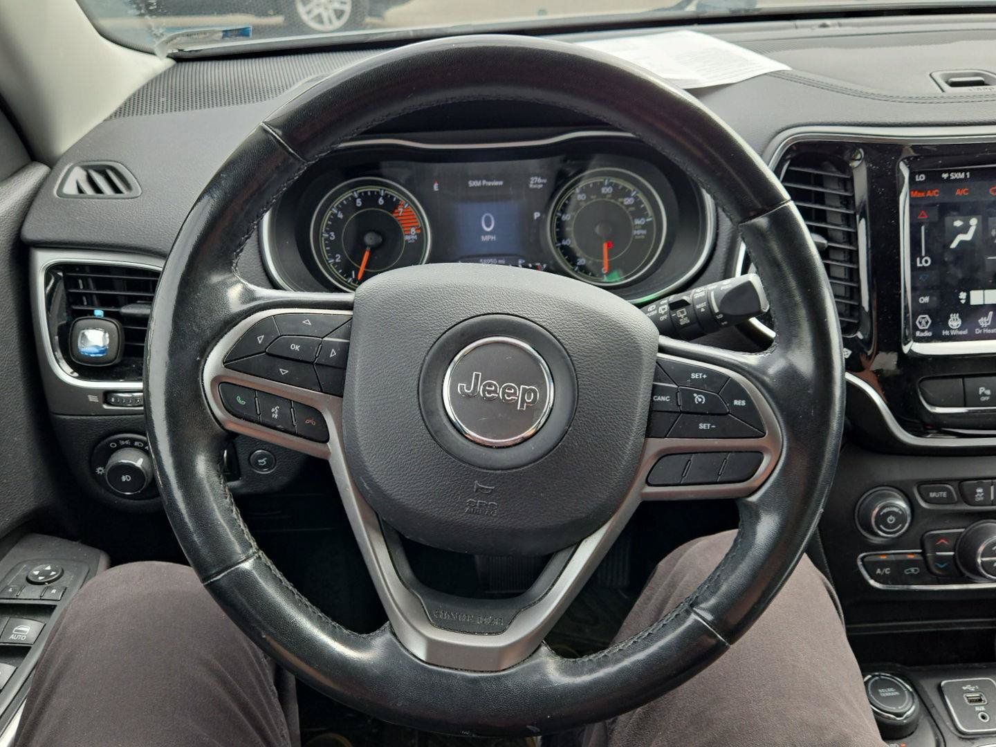 Used 2020 Jeep Cherokee Limited AWD/4WD image 17