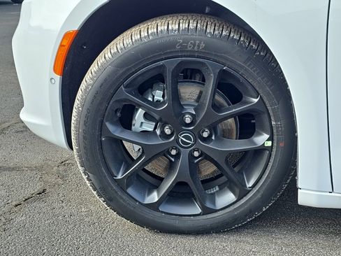 New 2026 Chrysler Pacifica Limited w/ S Appearance Package image 66