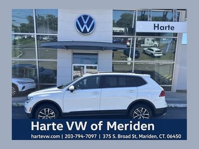 Used 2019 Volkswagen Tiguan SE w/ Panoramic Sunroof Package