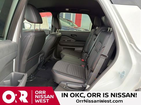 New 2026 Nissan Pathfinder Rock Creek image 16