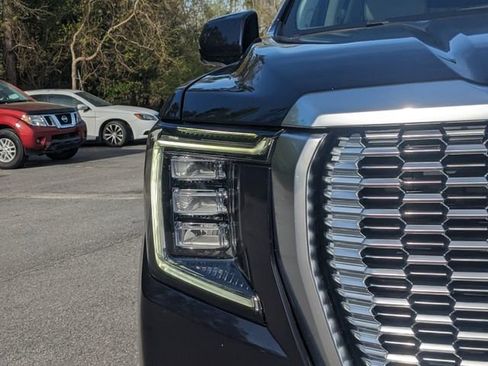 Used 2022 GMC Yukon Denali w/ Denali Ultimate Package image 10