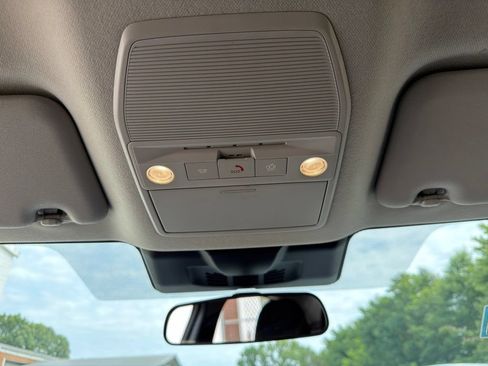 Used 2026 Nissan Sentra SR w/ Floor Mat Package FWD image 33