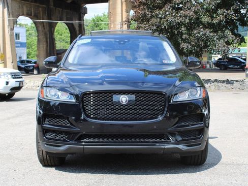 Used 2019 Jaguar F-PACE Premium AWD/4WD image 2