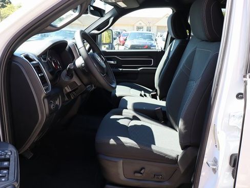 Used 2025 RAM 2500 Big Horn image 29