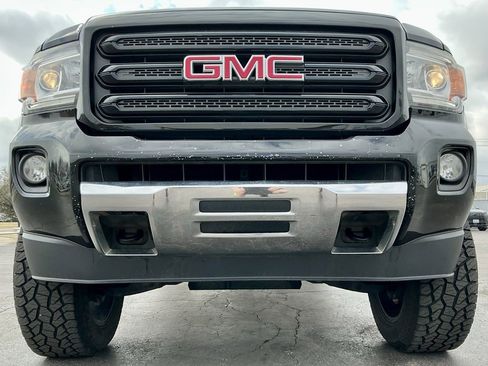 Used 2016 GMC Canyon SLT w/ Driver Alert Package image 9