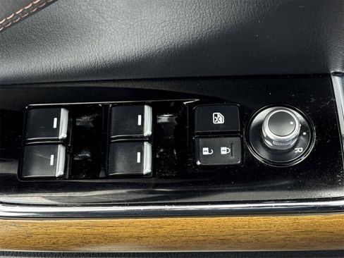 Used 2017 MAZDA CX-9 Signature image 18