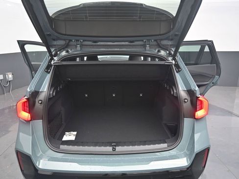 Certified 2025 BMW X1 M35i w/ Premium Package image 23