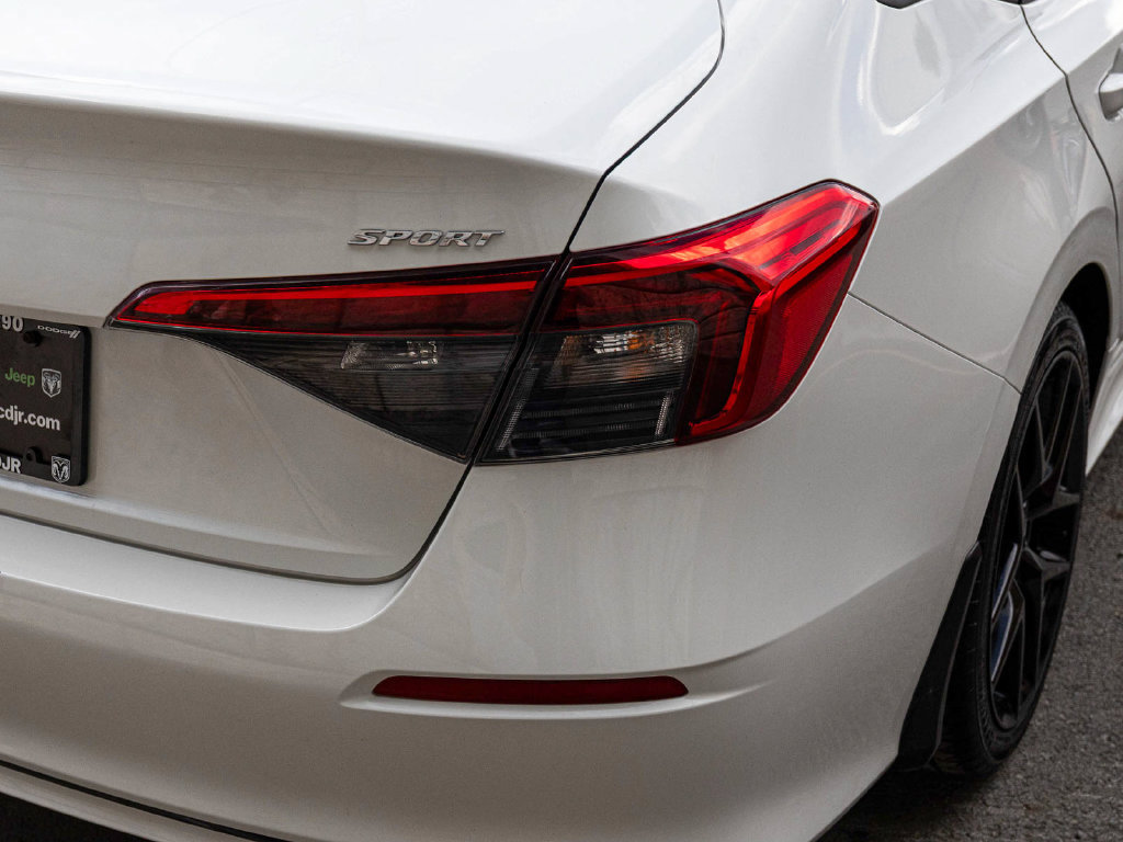 Used 2023 Honda Civic Sport image 42
