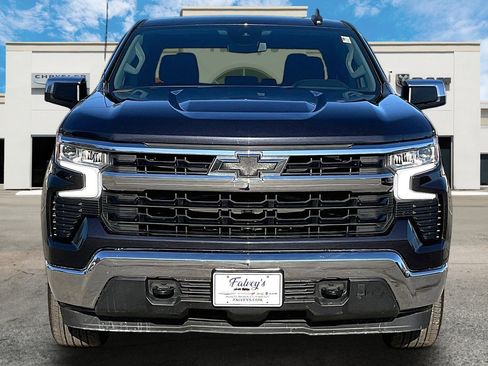 Used 2023 Chevrolet Silverado 1500 LT image 3