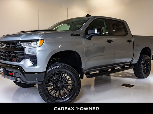 Used 2024 Chevrolet Silverado 1500 LT Trail Boss w/ LT Trail Boss Premium Package AWD/4WD image 5