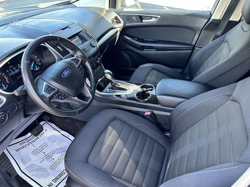 Used 2018 Ford Edge SEL image 19