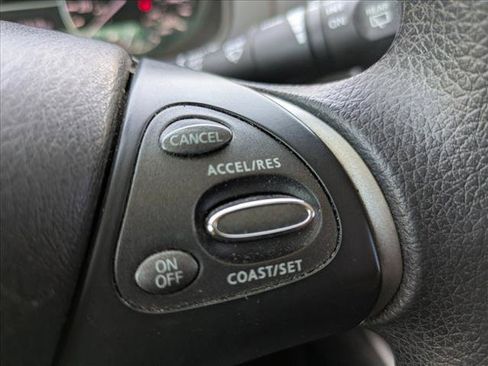 Used 2013 Nissan Pathfinder S AWD/4WD image 12
