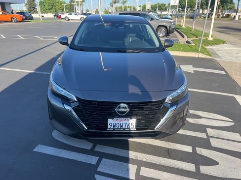 Used 2025 Nissan Sentra SV image 5