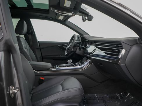 Used 2025 Audi Q8 Premium w/ Convenience Package AWD/4WD image 14