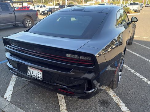 Used 2024 Dodge Charger R/T w/ Plus Group image 18