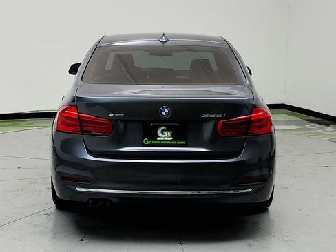Used 2016 BMW 328i xDrive Sedan AWD/4WD image 6