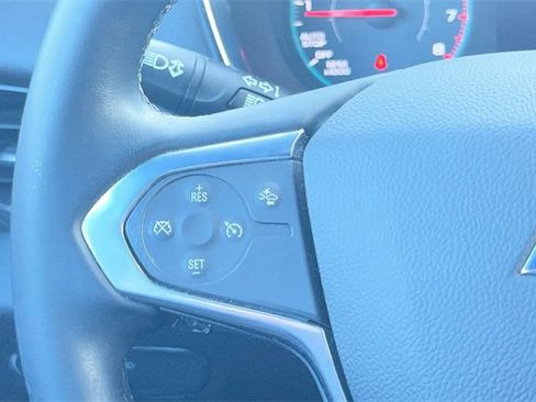 Used 2023 Chevrolet Traverse LT image 31