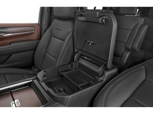 Used 2021 GMC Yukon Denali w/ Denali Premium Package AWD/4WD image 14