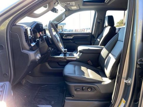 New 2026 GMC Sierra 1500 Elevation w/ Elevation Premium Package image 11