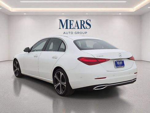 Used 2025 Mercedes-Benz C 300 Sedan image 3