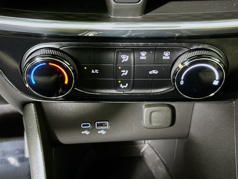 Used 2026 Buick Encore GX Sport Touring image 23