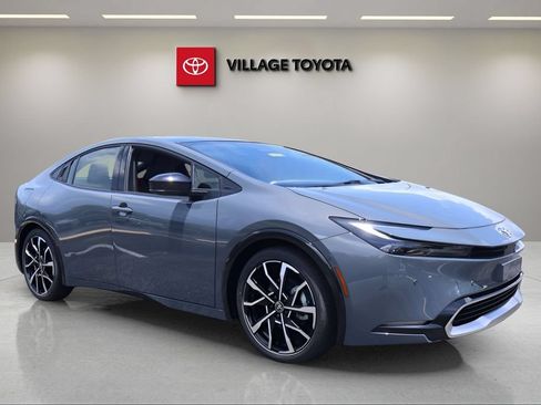 New 2026 Toyota Prius Plug-In Hybrid FWD image 7