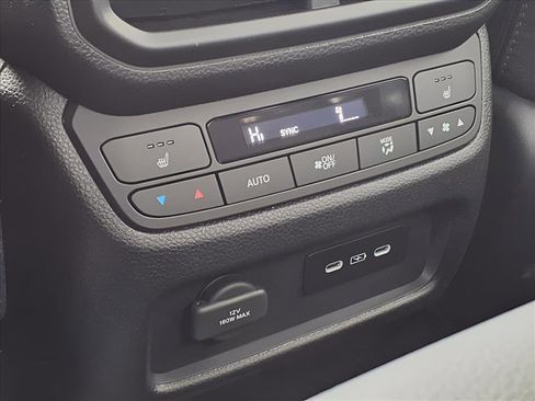 New 2026 Honda Ridgeline Black Edition image 14