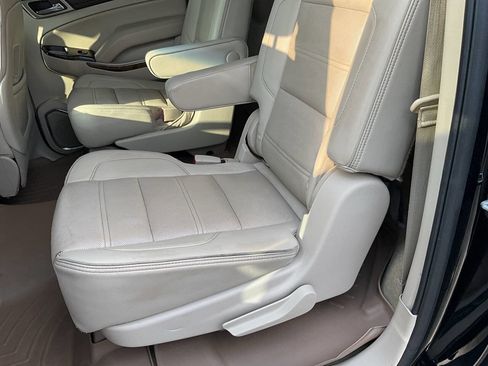 Used 2016 GMC Yukon XL Denali w/ Open Road Package image 10