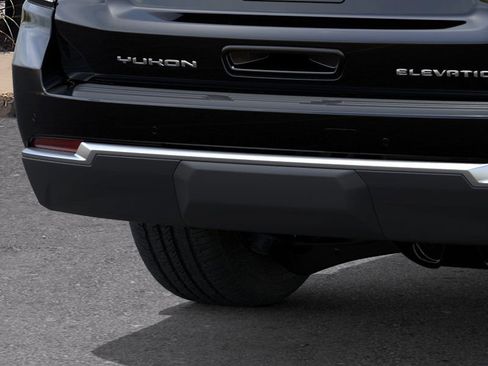 Used 2025 GMC Yukon Elevation w/ LPO, Elevation Black Package image 14