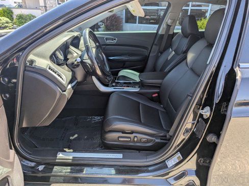 Used 2019 Acura TLX FWD image 12