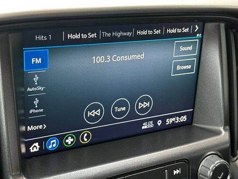 Used 2022 Chevrolet Colorado LT image 16