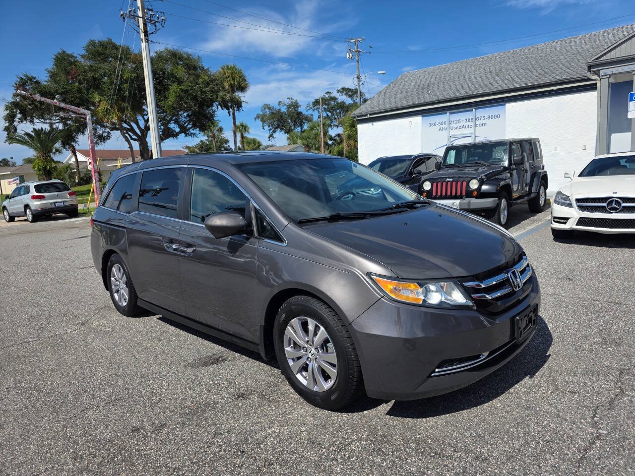 Used 2014 Honda Odyssey EX-L image 2
