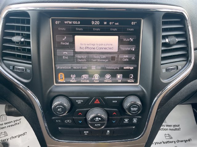 Used 2014 Jeep Grand Cherokee Laredo w/ 18" Wheel & 8.4" Radio Group AWD/4WD image 35