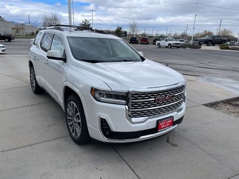 Used 2023 GMC Acadia Denali w/ Denali Ultimate Package image 7