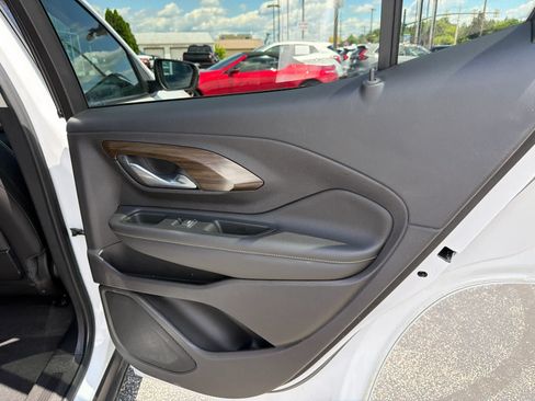 Used 2018 GMC Terrain Denali w/ Advanced Safety Package AWD/4WD image 30